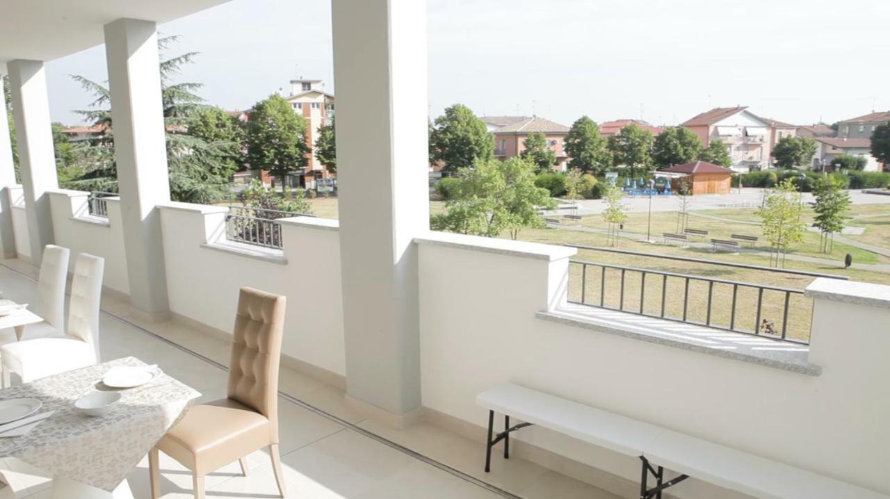 Affittacamere Piacenza Palace Ngoại thất bức ảnh