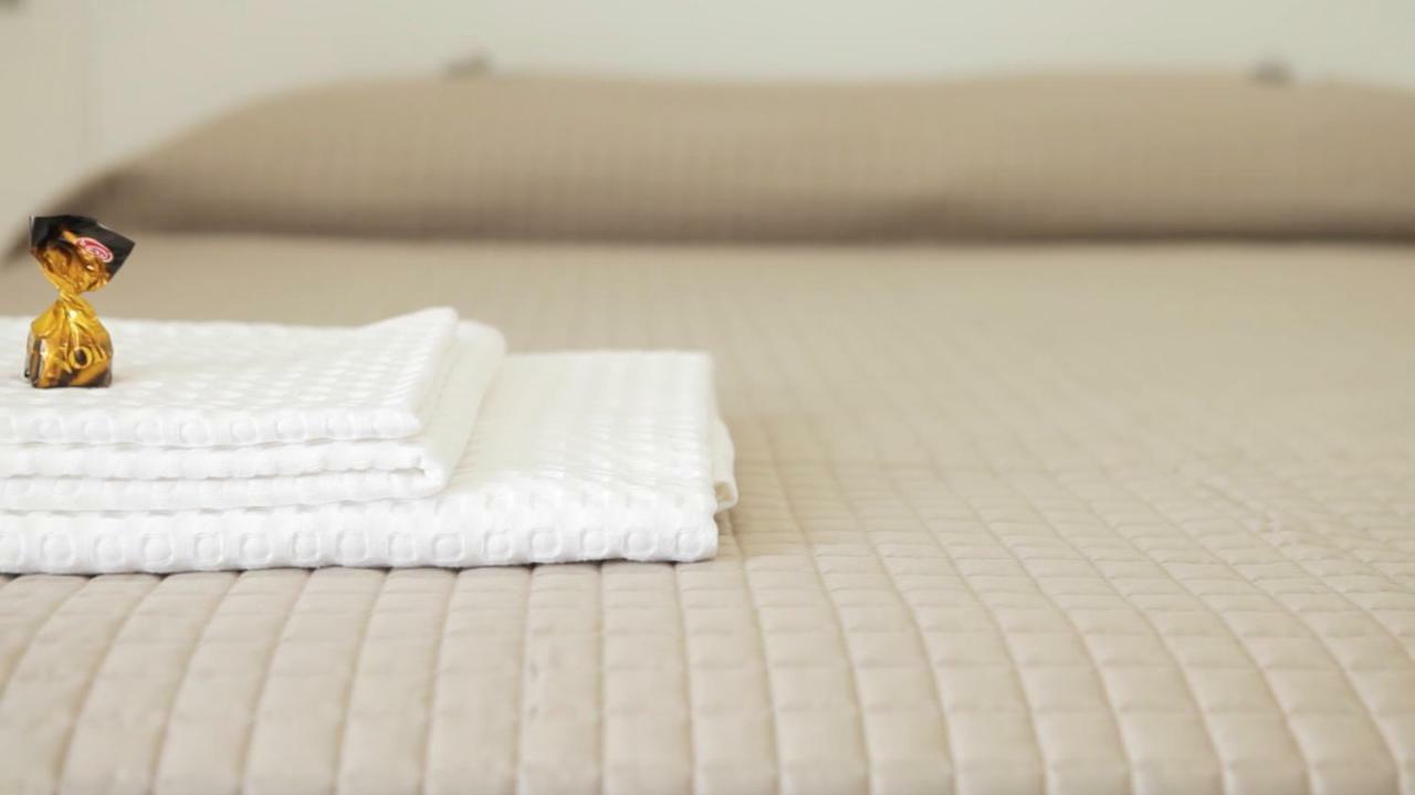 Affittacamere Piacenza Palace Ngoại thất bức ảnh